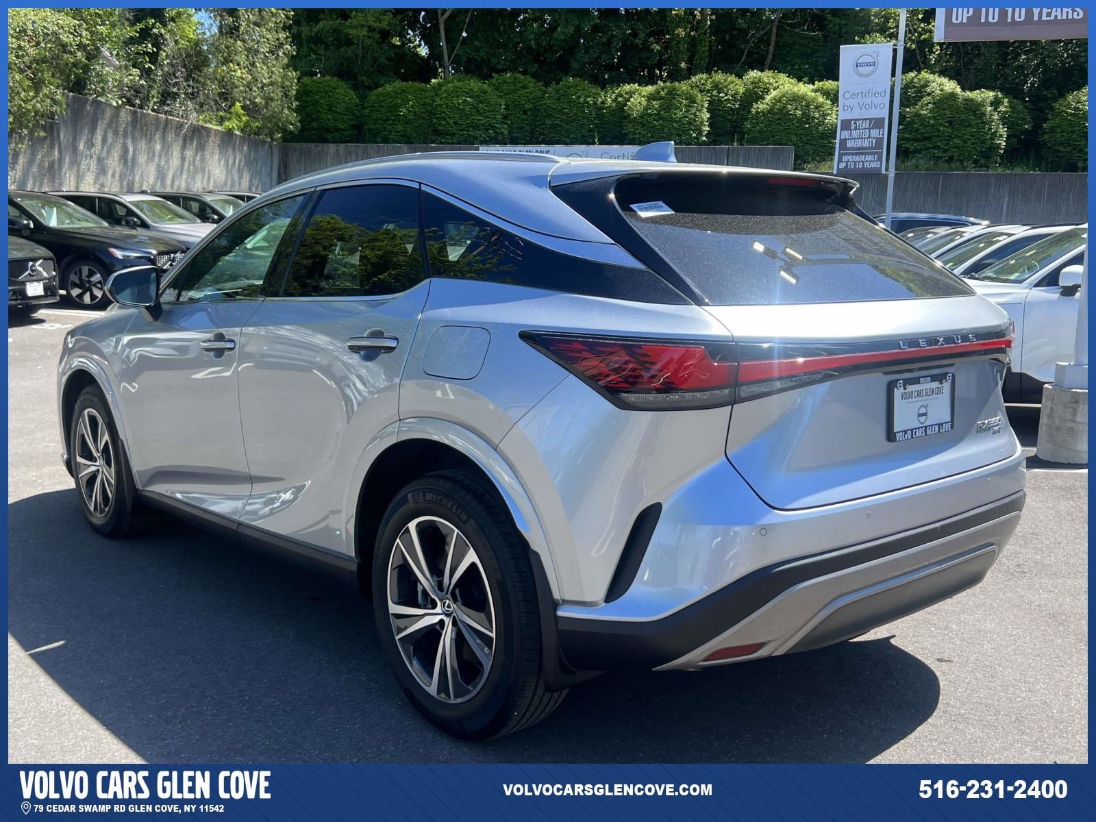 Used 2023 Lexus RX 350 Premium w/ Accessory Package AWD/4WD image 6