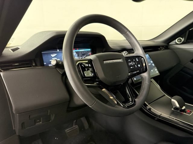 Used 2026 Land Rover Range Rover Evoque S AWD/4WD image 5