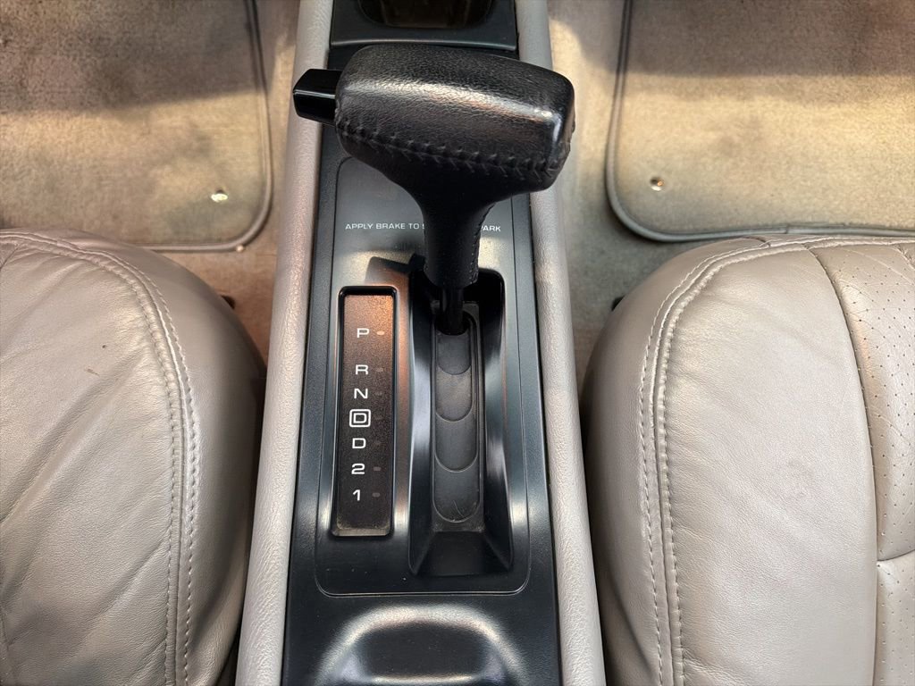 Used 1996 Chevrolet Impala SS RWD image 16