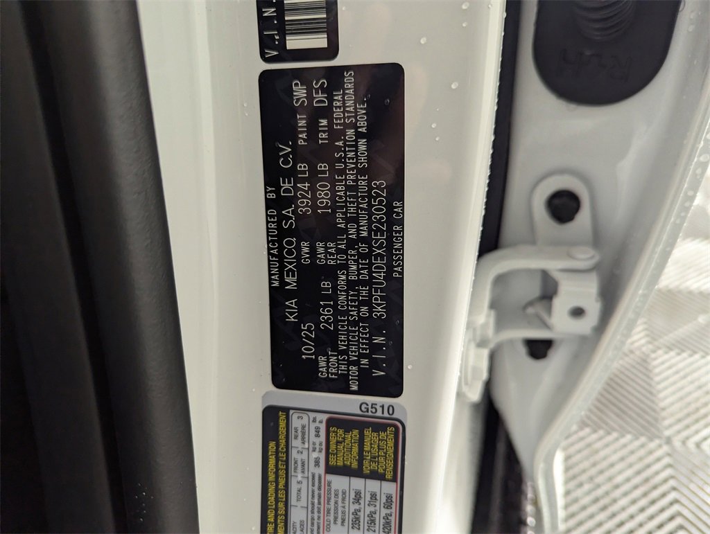 New 2025 Kia K4 EX image 39