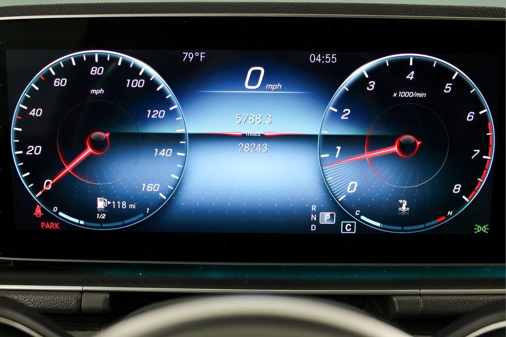 Used 2020 Mercedes-Benz GLE 350 4MATIC image 25