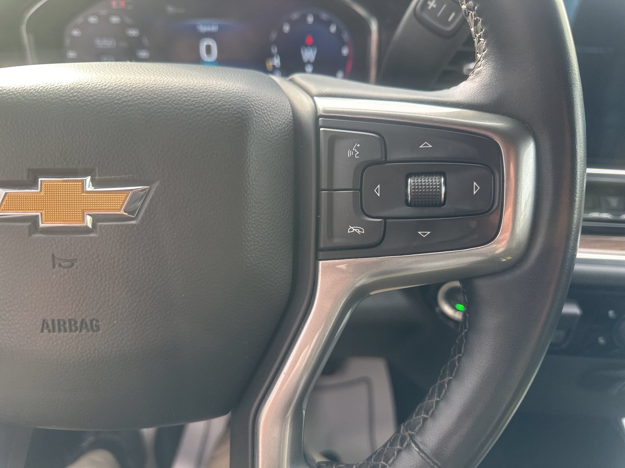 Used 2024 Chevrolet Silverado 3500 LT w/ Convenience Package AWD/4WD image 25