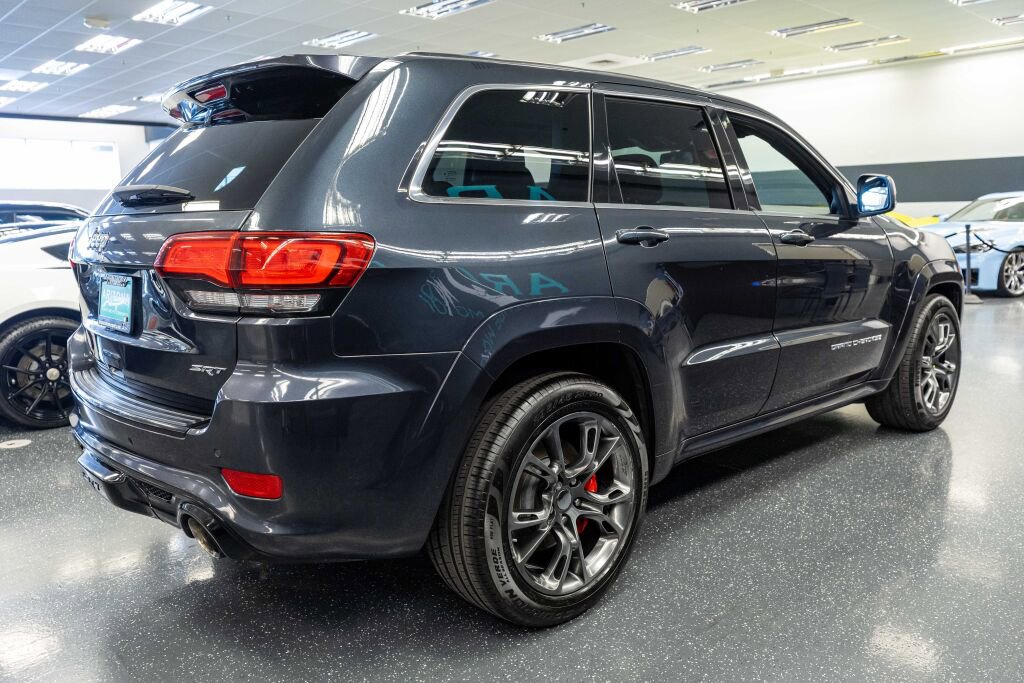 Used 2015 Jeep Grand Cherokee SRT w/ Trailer Tow Group IV AWD/4WD image 5