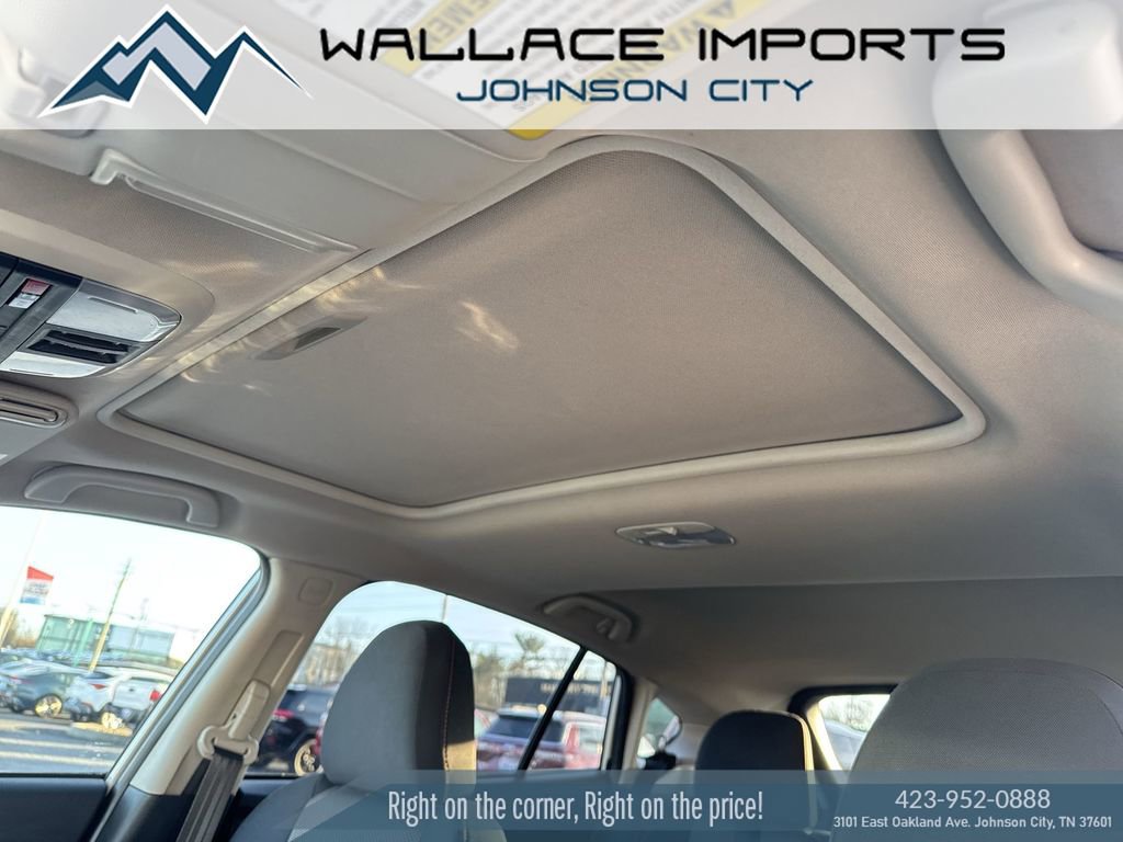 Used 2022 Subaru Crosstrek 2.0i Premium w/ Moonroof Package image 15