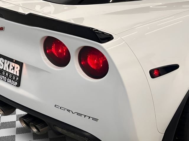 Used 2012 Chevrolet Corvette Grand Sport w/ 3LT Preferred Equipment Group RWD image 4