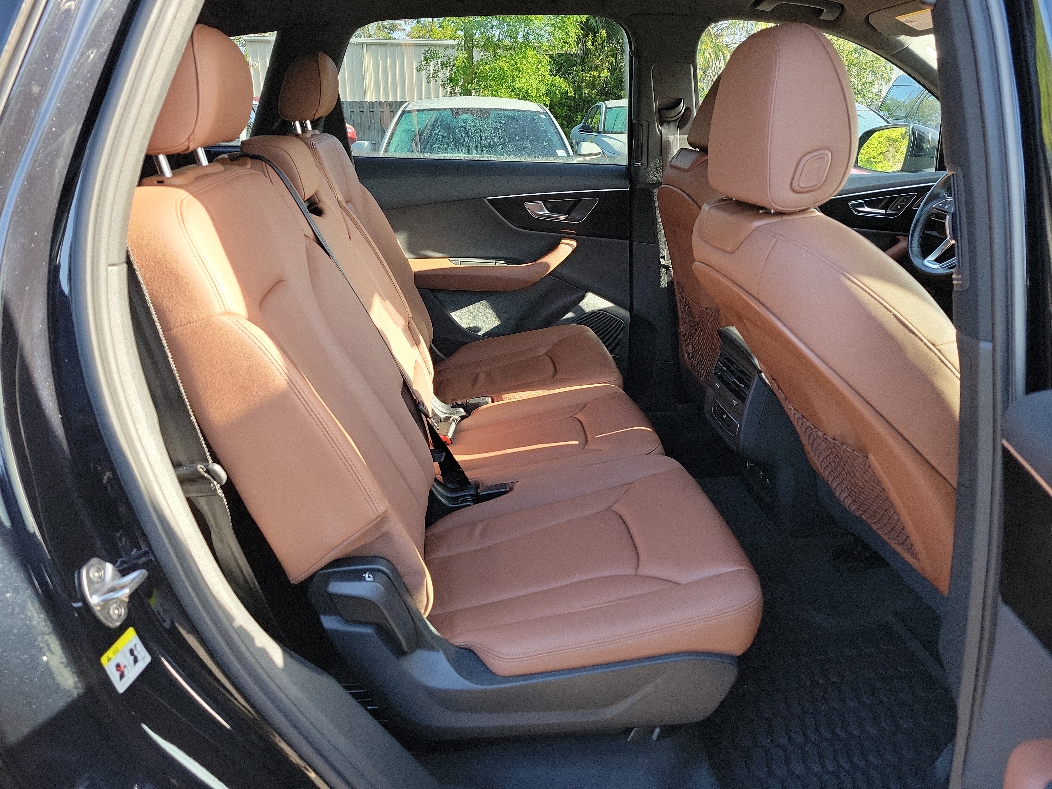 Used 2021 Audi Q7 3.0T Premium Plus w/ Premium Plus Package image 12