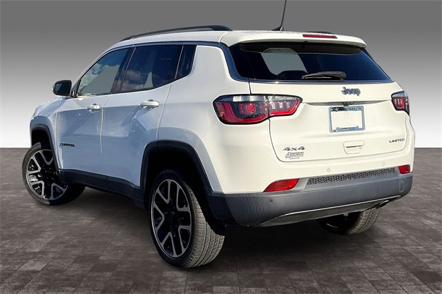 Used 2017 Jeep Compass Limited w/ Navigation Group image 12