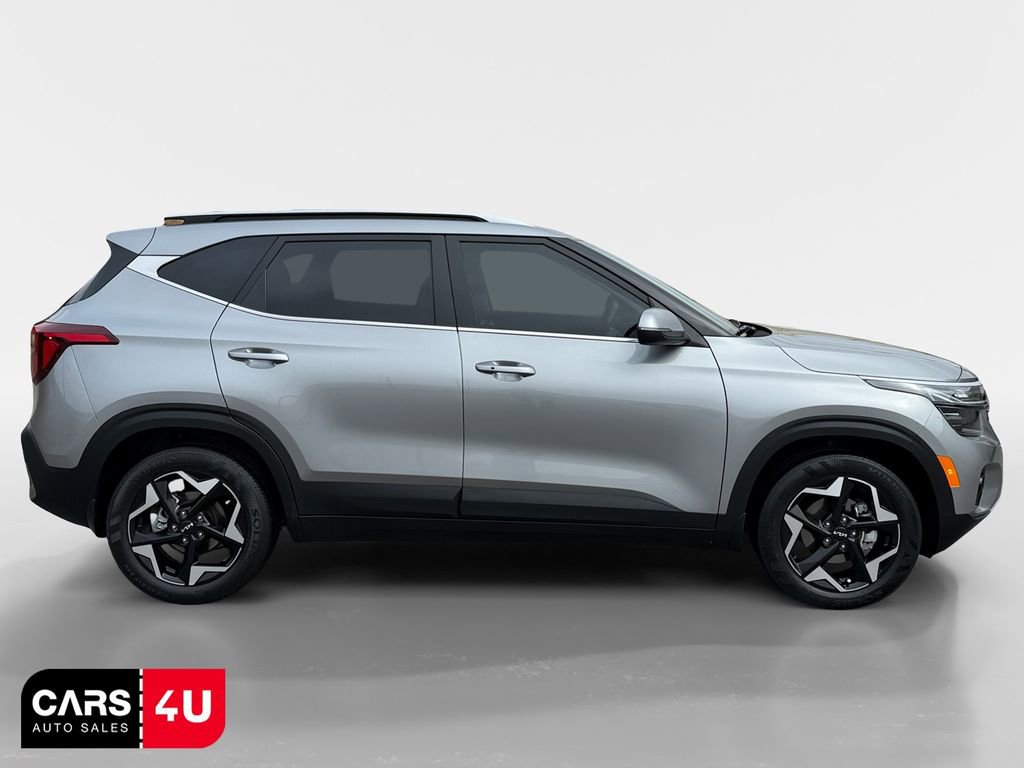 Used 2024 Kia Seltos EX FWD image 8