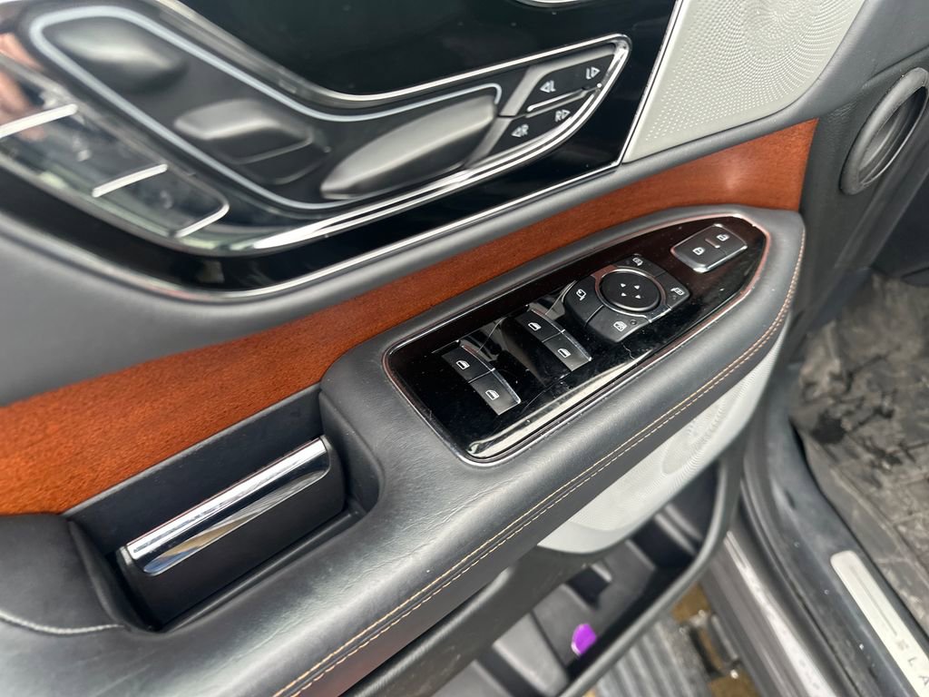 Used 2024 Lincoln Navigator L Black Label image 11