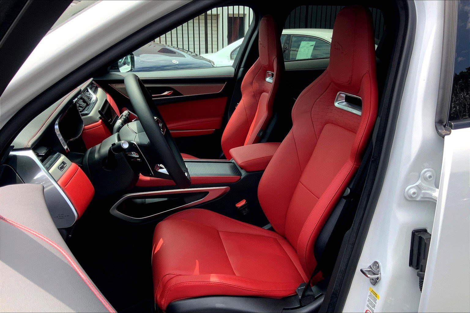 New 2026 Jaguar F-PACE R-Dynamic S image 5