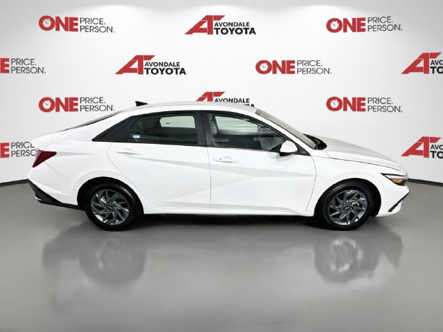 Used 2024 Hyundai Elantra SEL FWD image 8