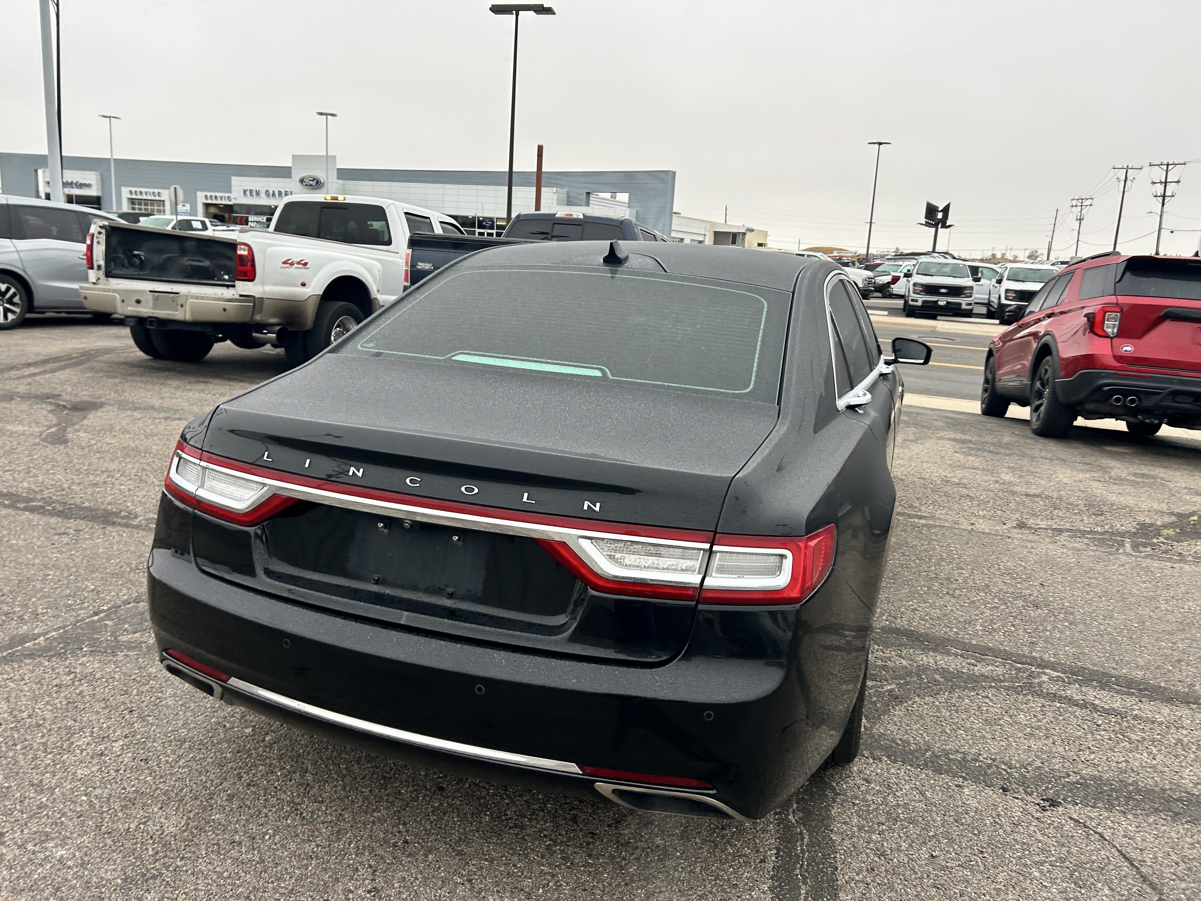 Used 2018 Lincoln Continental Reserve w/ Continental Climate Package AWD/4WD image 6