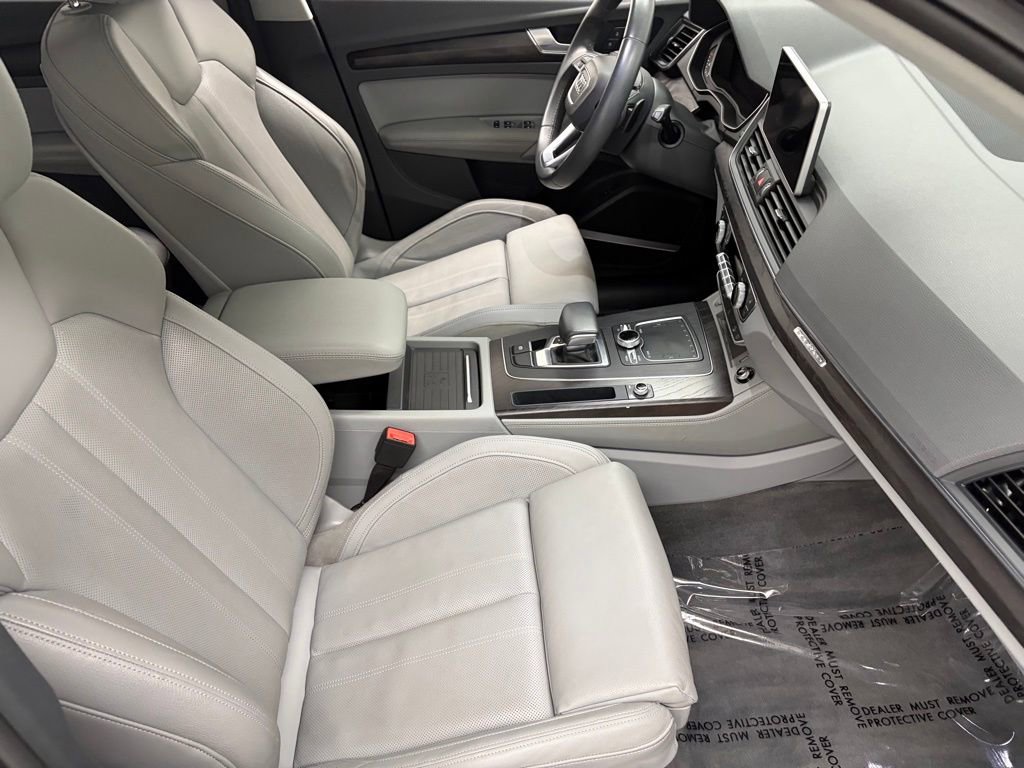 Used 2020 Audi Q5 2.0T Premium Plus w/ Premium Plus Package image 46