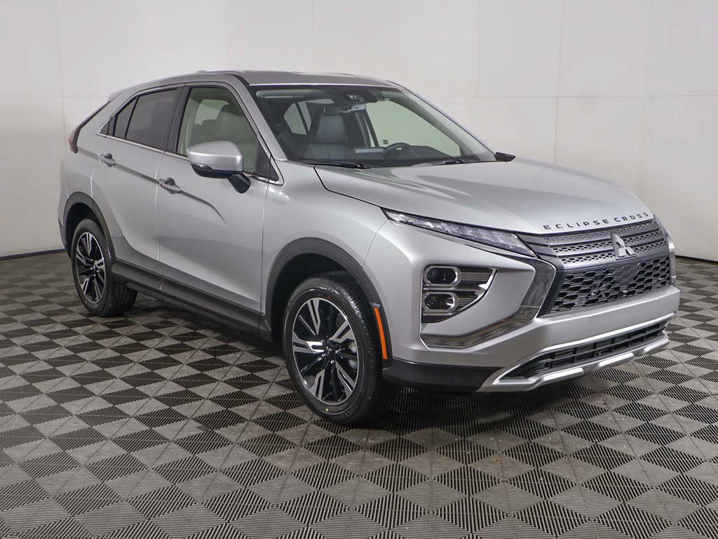 New 2026 Mitsubishi Eclipse Cross SE AWD/4WD image 2