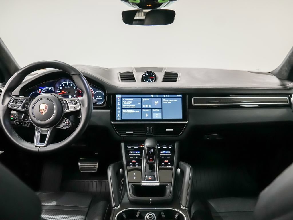 Certified 2020 Porsche Cayenne Turbo AWD/4WD image 21