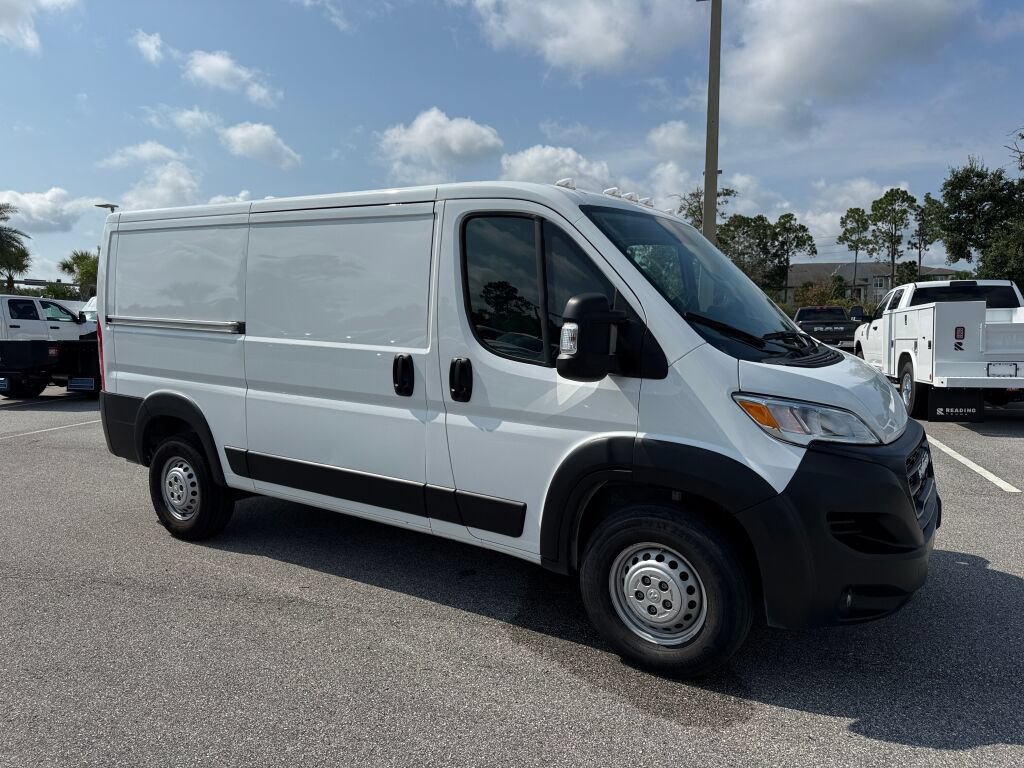 Used 2025 RAM ProMaster 2500 w/ Convenience Group