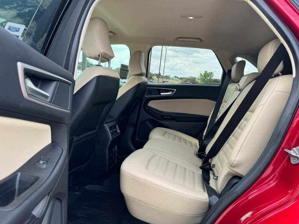 Used 2024 Ford Edge SEL w/ Convenience Package AWD/4WD image 10