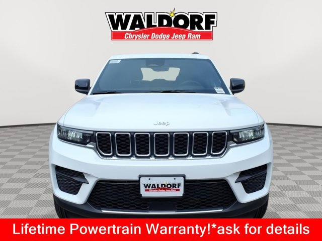 New 2025 Jeep Grand Cherokee 4WD image 8