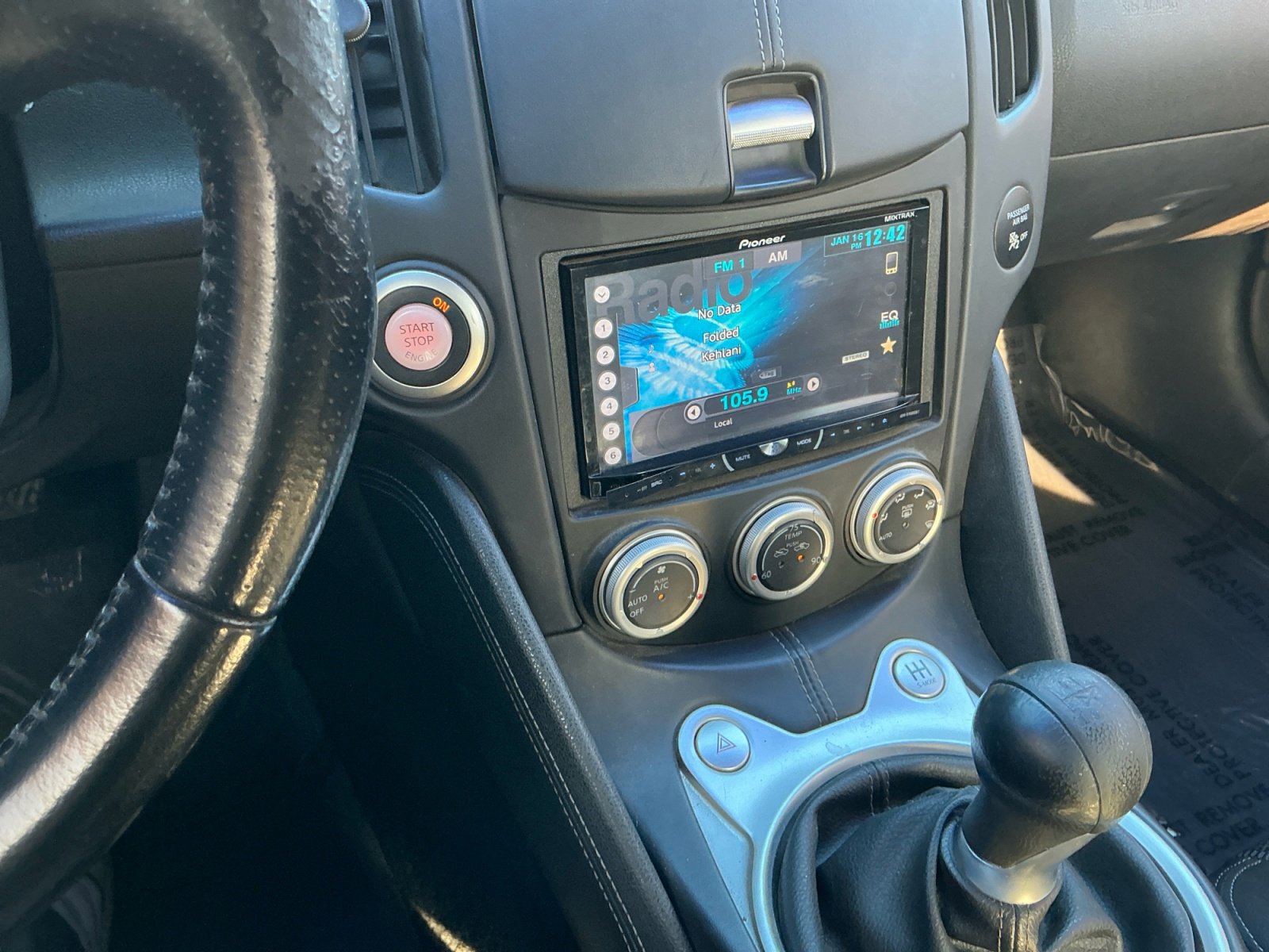 Used 2014 Nissan 370Z Coupe w/ Sport Package RWD image 13