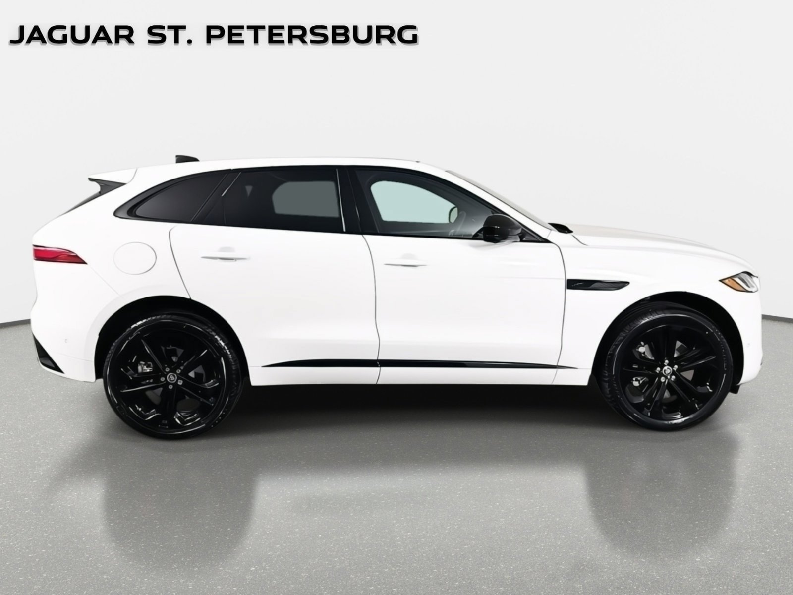 New 2026 Jaguar F-PACE R-Dynamic S AWD/4WD image 4
