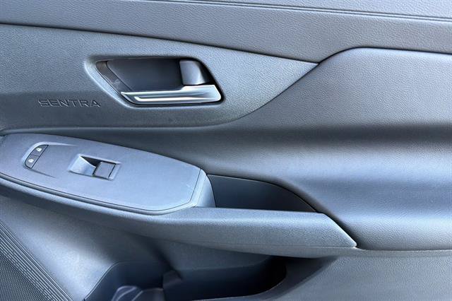 New 2027 Nissan Sentra S w/ Floor Mat Package FWD image 18