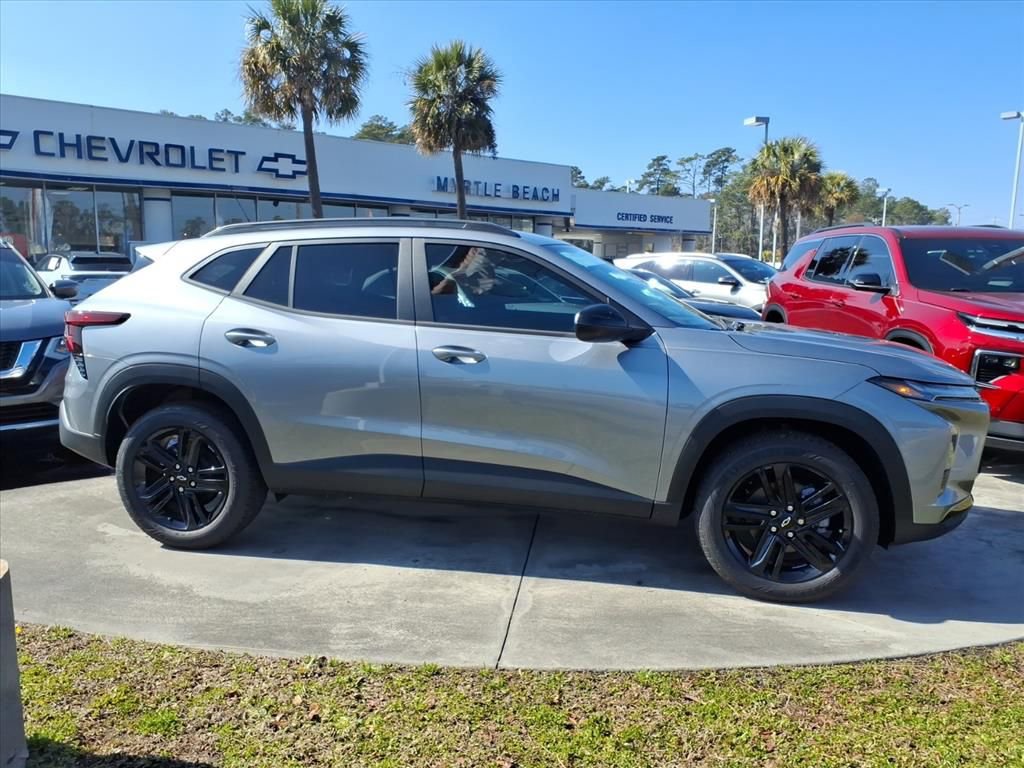 New 2026 Chevrolet Trax ACTIV w/ Driver Confidence Package image 2