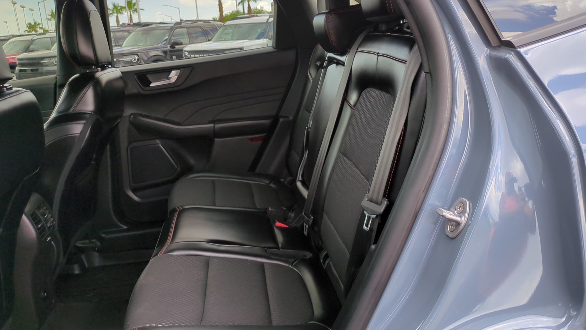 Used 2024 Ford Escape ST-Line Select w/ Tech Pack #2 AWD/4WD image 31