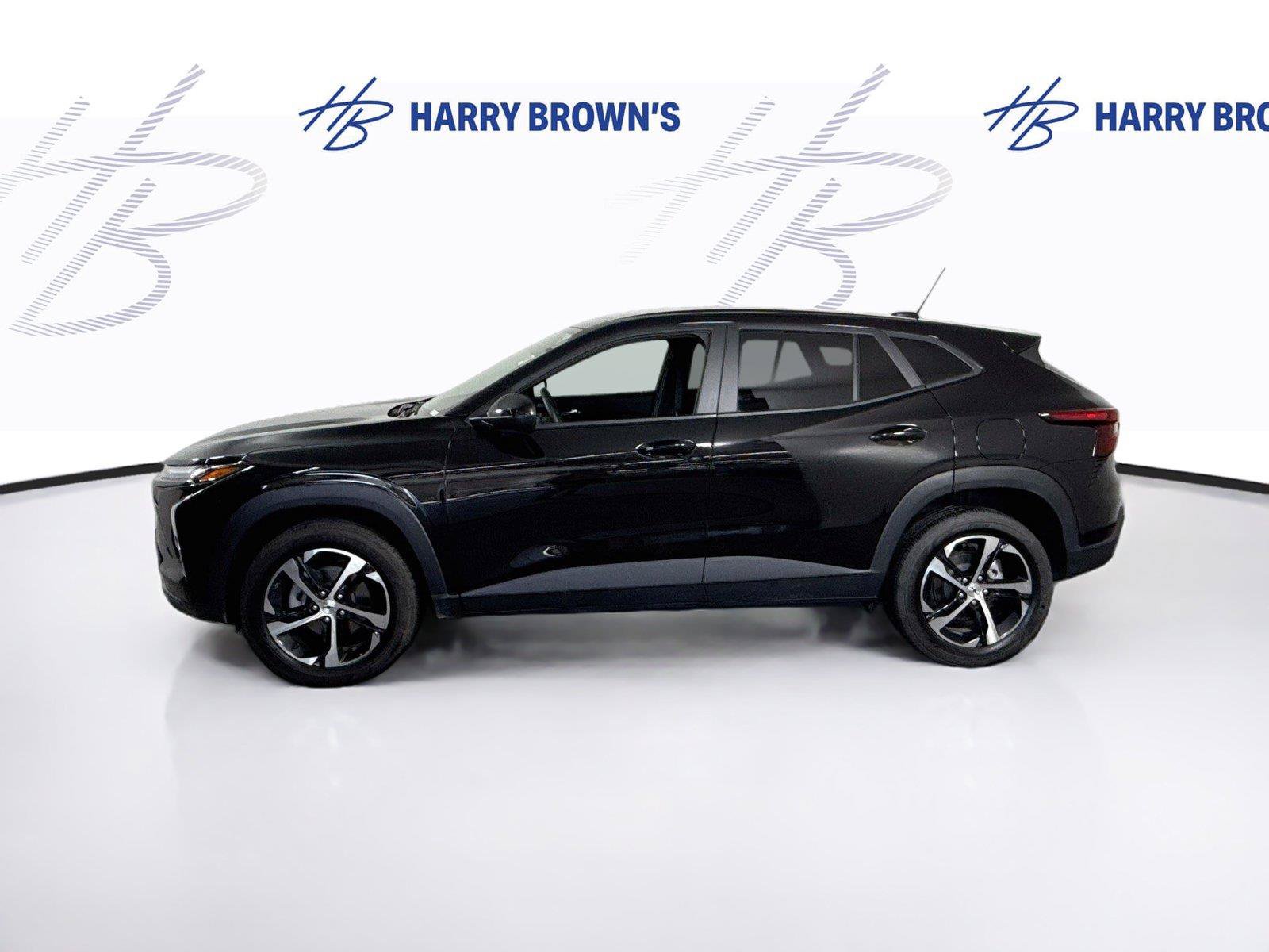 Used 2025 Chevrolet Trax RS w/ Driver Confidence Package FWD image 27