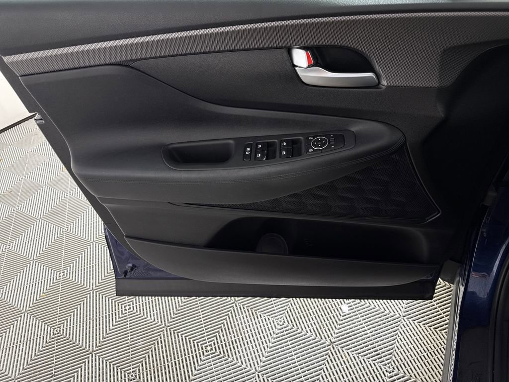 Used 2019 Hyundai Santa Fe SEL FWD image 10