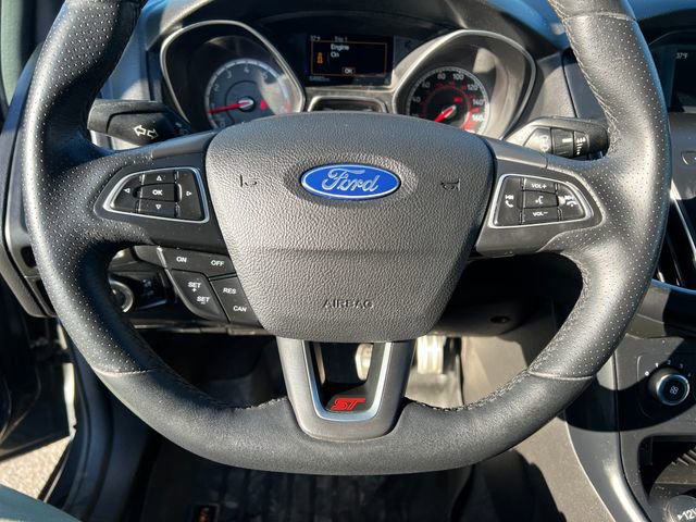 Certified 2018 Ford Focus ST image 19