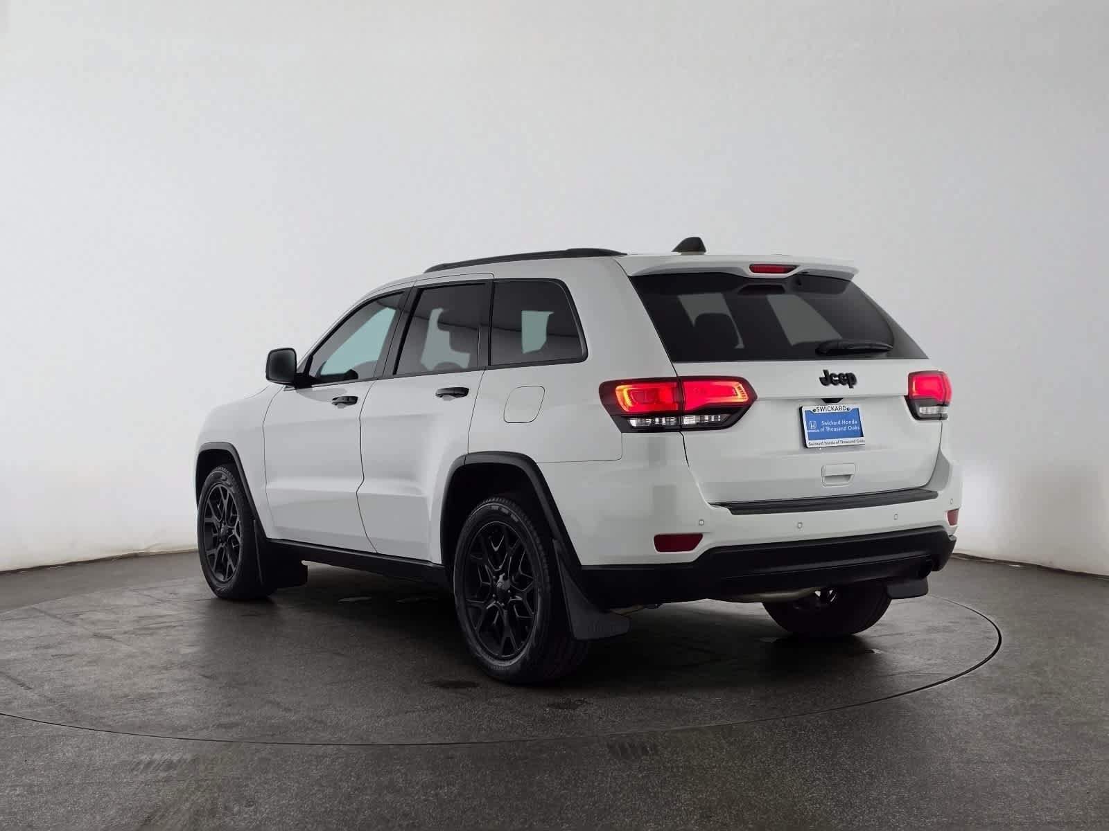 Used 2020 Jeep Grand Cherokee Limited RWD image 5