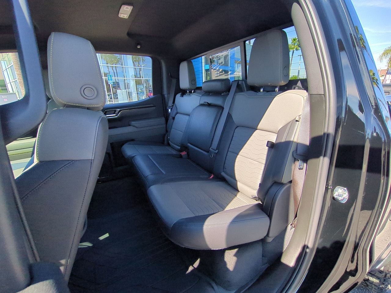 Used 2023 Chevrolet Silverado 1500 ZR2 AWD/4WD image 25