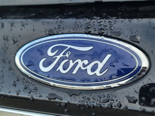 Certified 2023 Ford Explorer XLT w/ Equipment Group 202A image 5