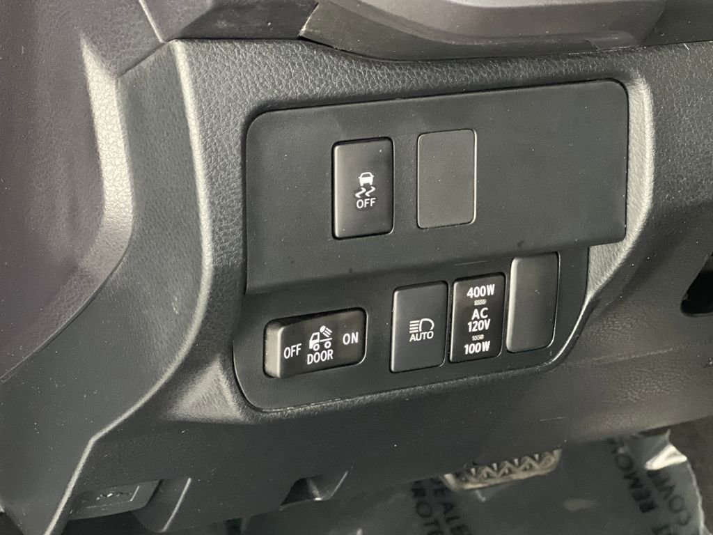 Used 2020 Toyota Tacoma TRD Off-Road AWD/4WD image 56