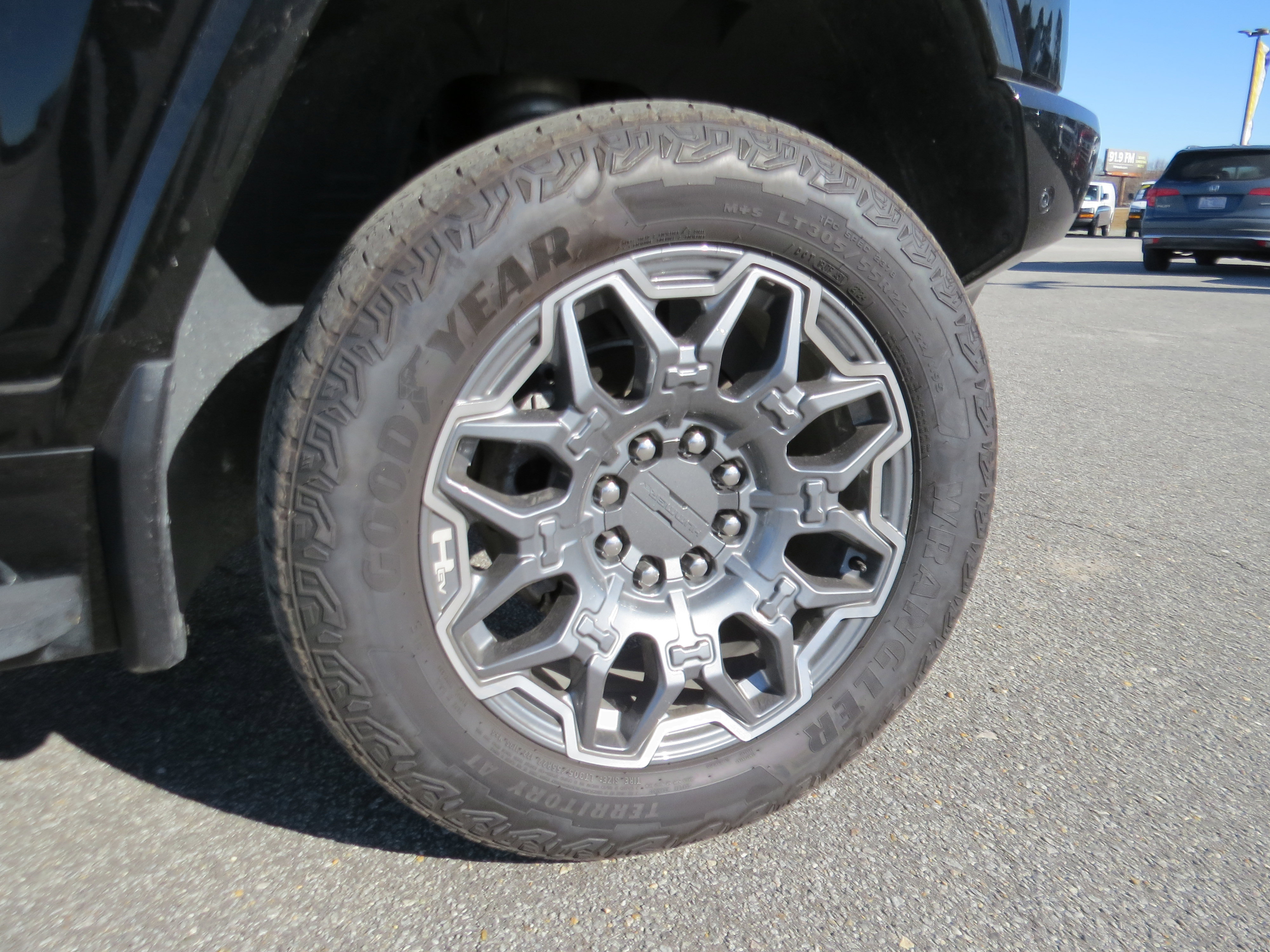 Used 2025 GMC Hummer EV 3X image 10