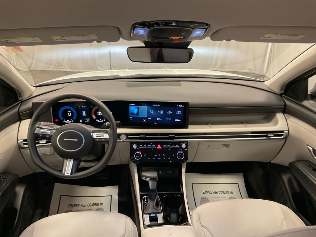 Used 2025 Hyundai Tucson SEL image 2