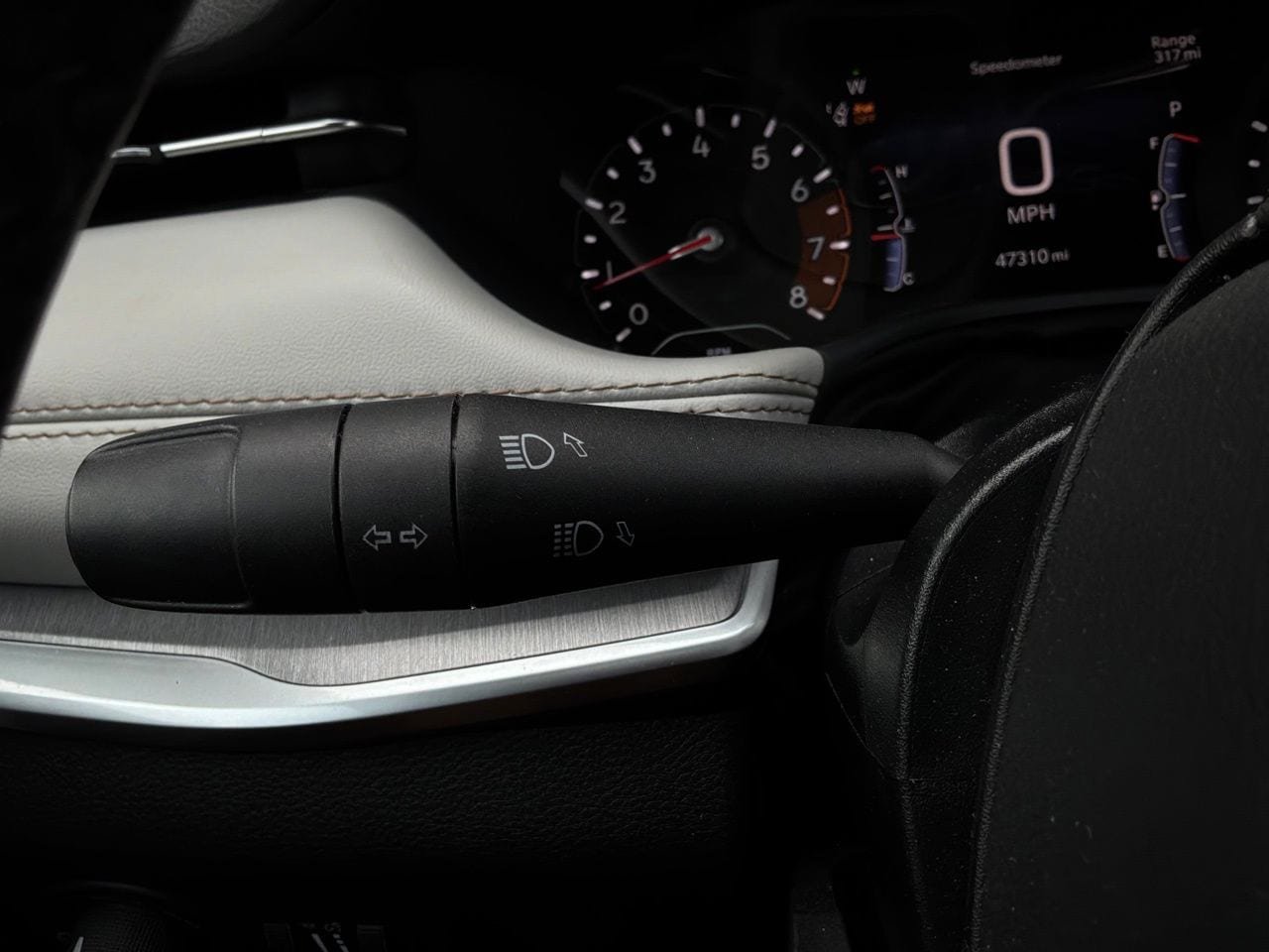 Used 2025 Jeep Compass Limited AWD/4WD image 38