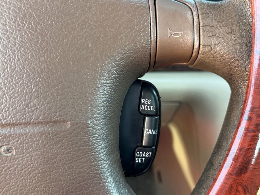 Used 1997 Nissan Altima XE image 17