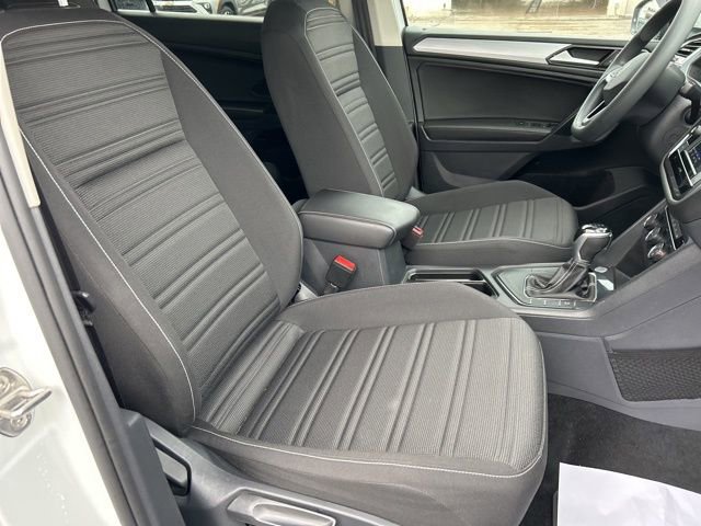 Certified 2022 Volkswagen Tiguan S image 38