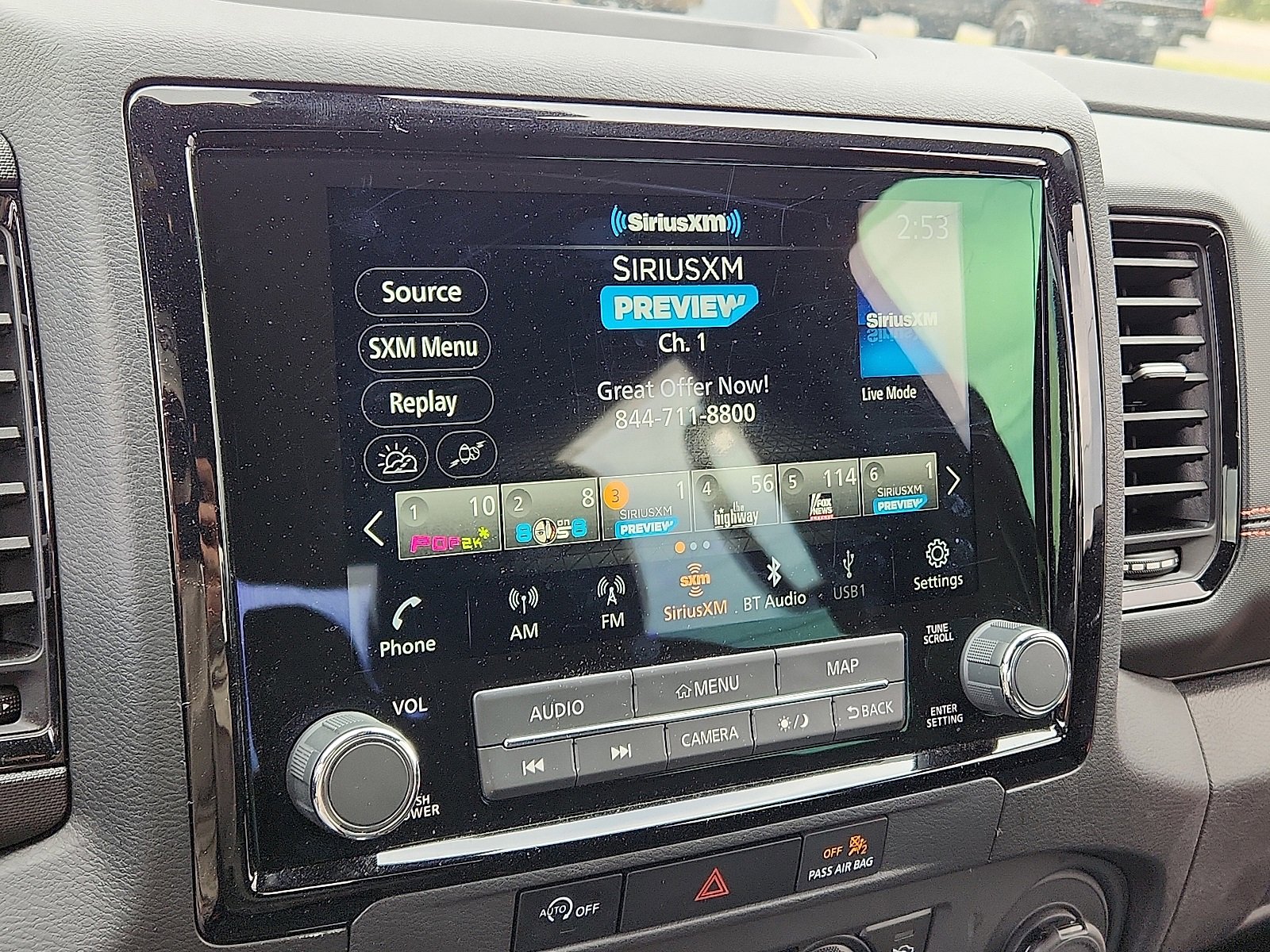 Used 2023 Nissan Frontier PRO-4X w/ Technology Package image 15