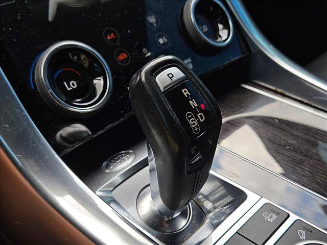 Used 2018 Land Rover Range Rover Sport Supercharged AWD/4WD image 13