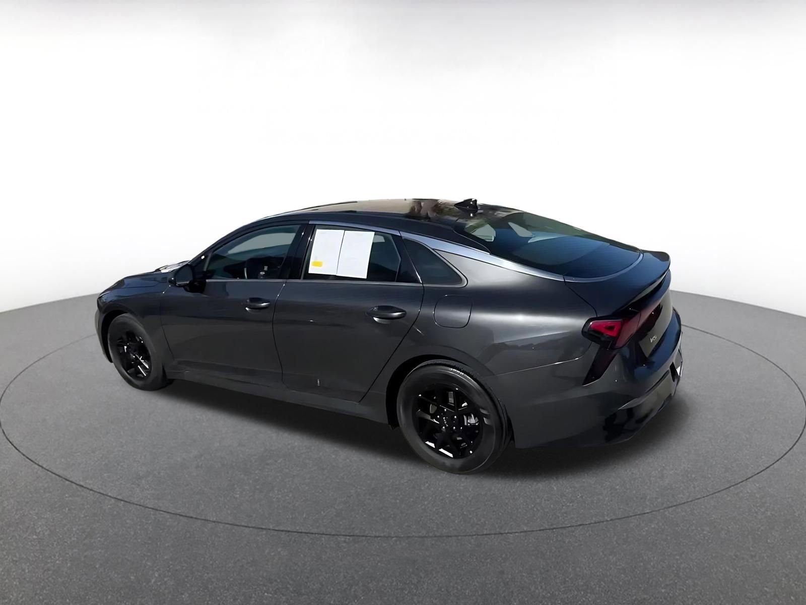 Used 2025 Kia K5 LXS image 9