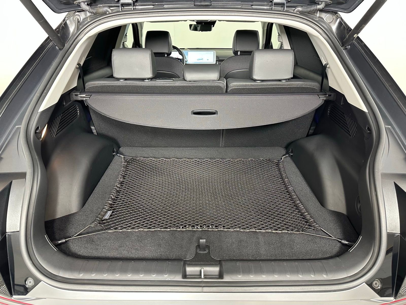 Used 2024 Hyundai Ioniq 5 Limited image 32