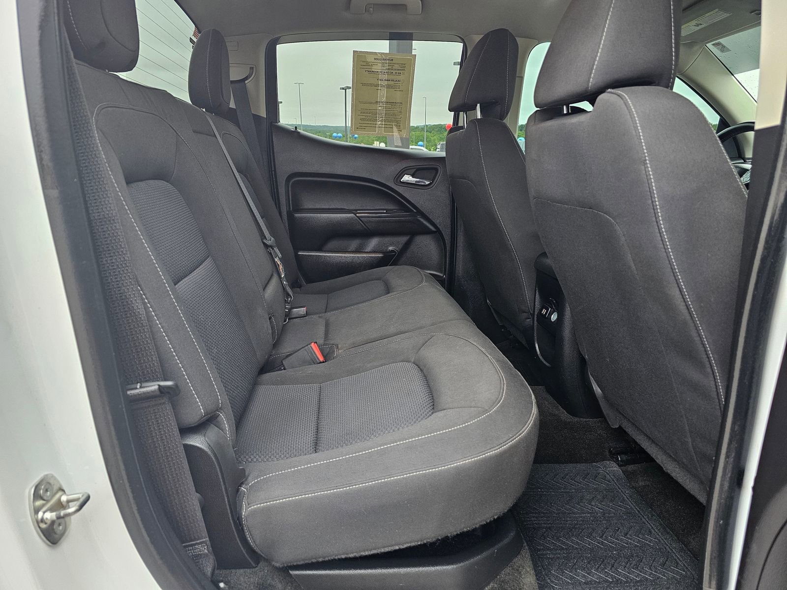 Used 2015 Chevrolet Colorado LT w/ LT Convenience Package RWD image 30