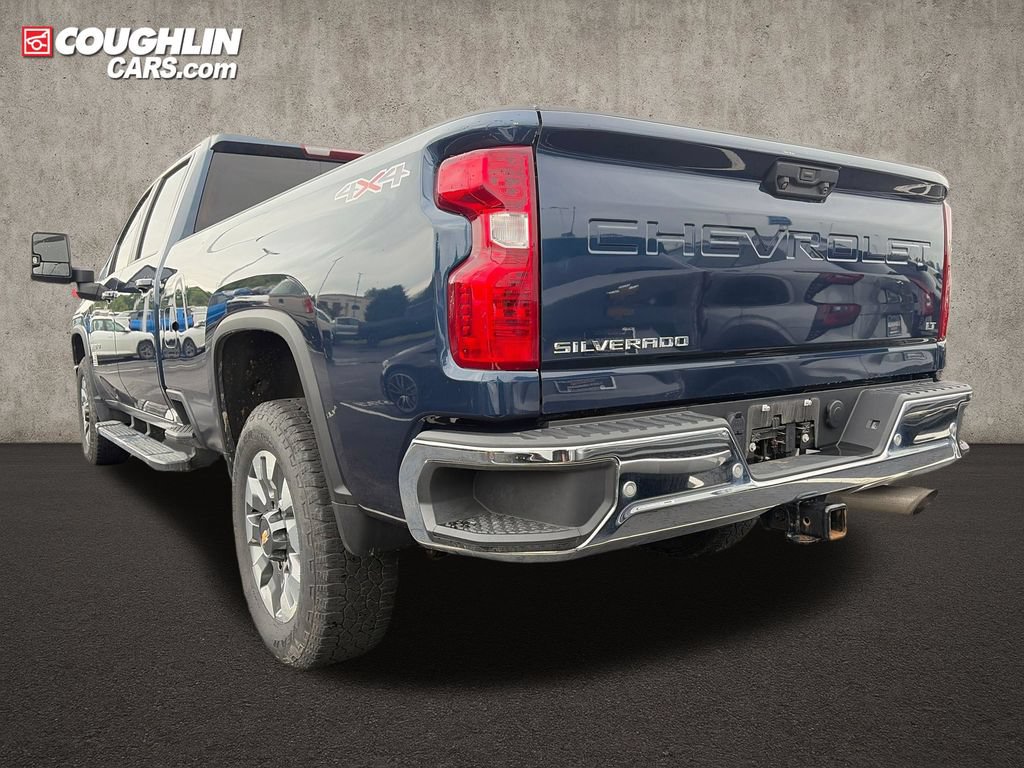 Used 2022 Chevrolet Silverado 3500 LT w/ All Star Edition AWD/4WD image 6