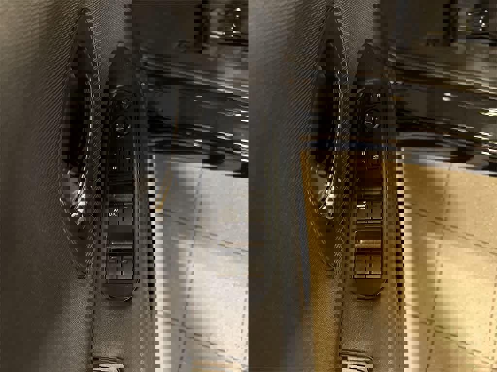 Used 2020 Honda HR-V Sport image 22