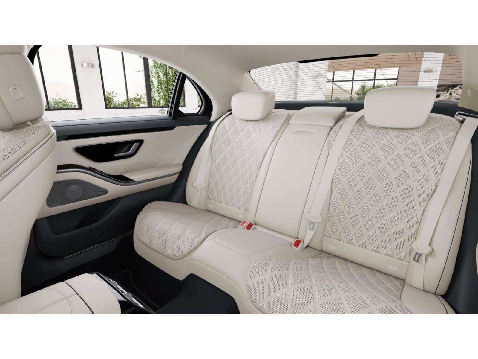New 2025 Mercedes-Benz S 580e 4MATIC Sedan image 4