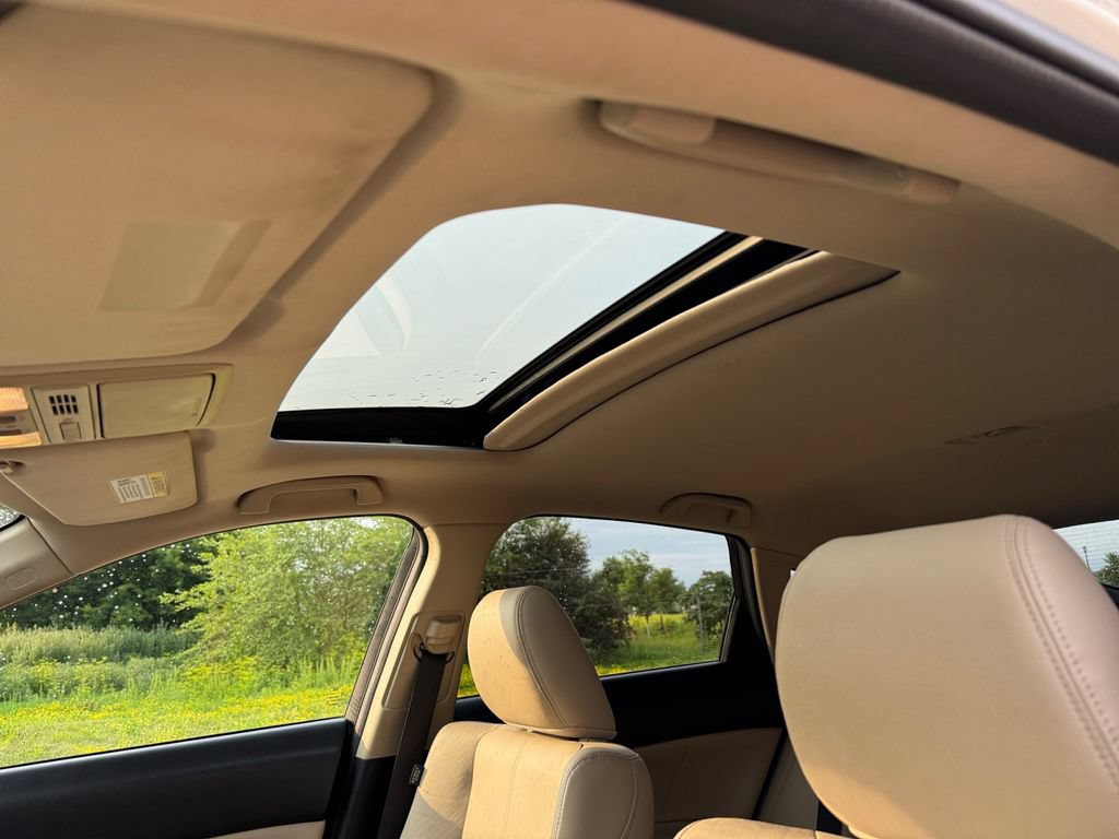 Used 2015 Honda Crosstour EX-L image 31