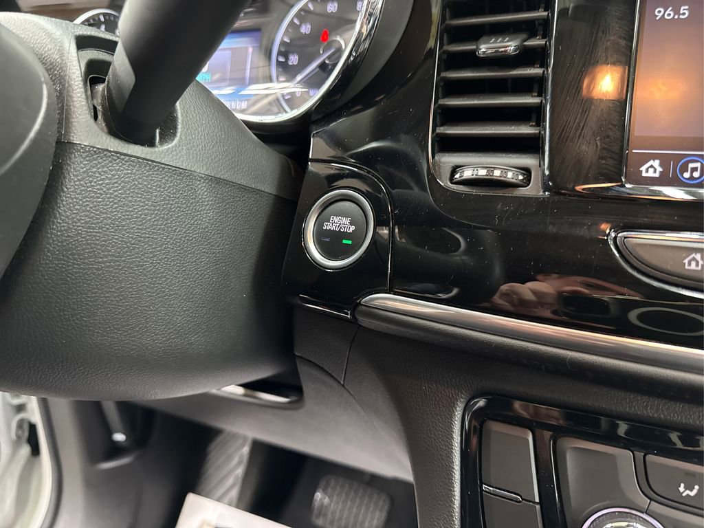 Used 2022 Buick Encore Preferred w/ Safety Package image 30
