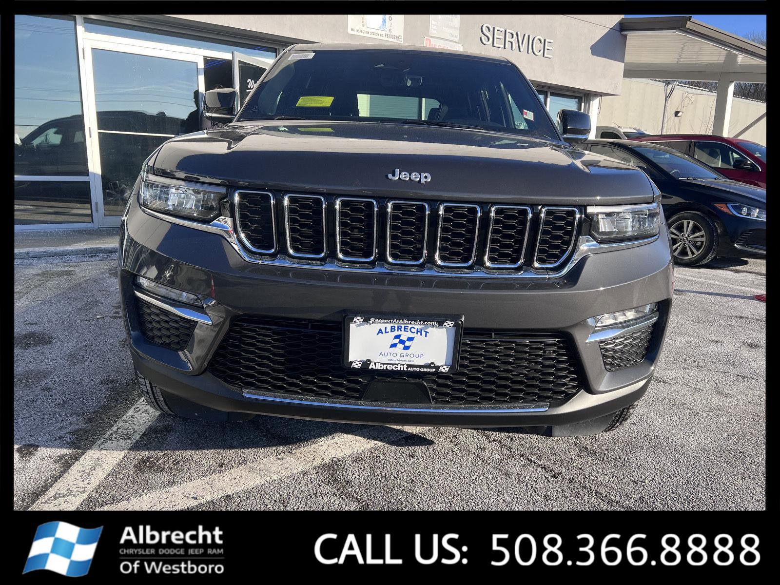 New 2025 Jeep Grand Cherokee Limited image 8